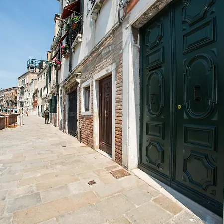 Apartment Tintoretto *